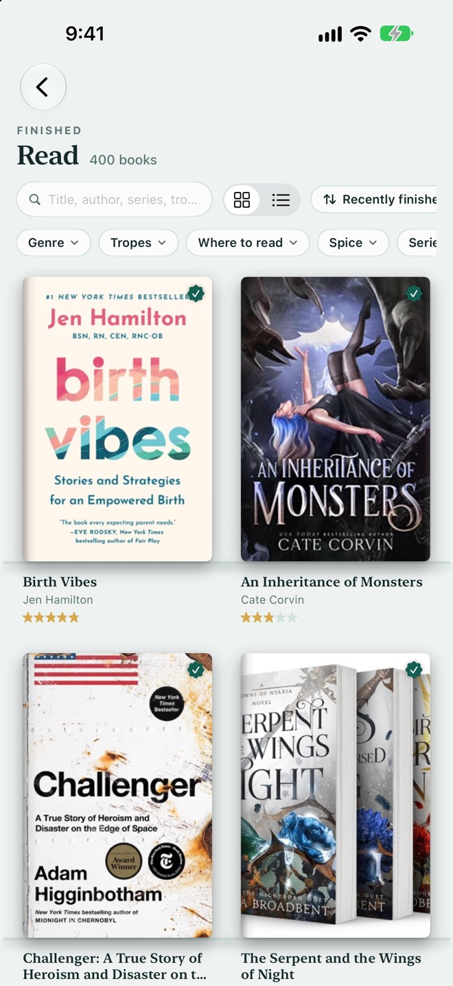 Finished books shown as covers with star ratings